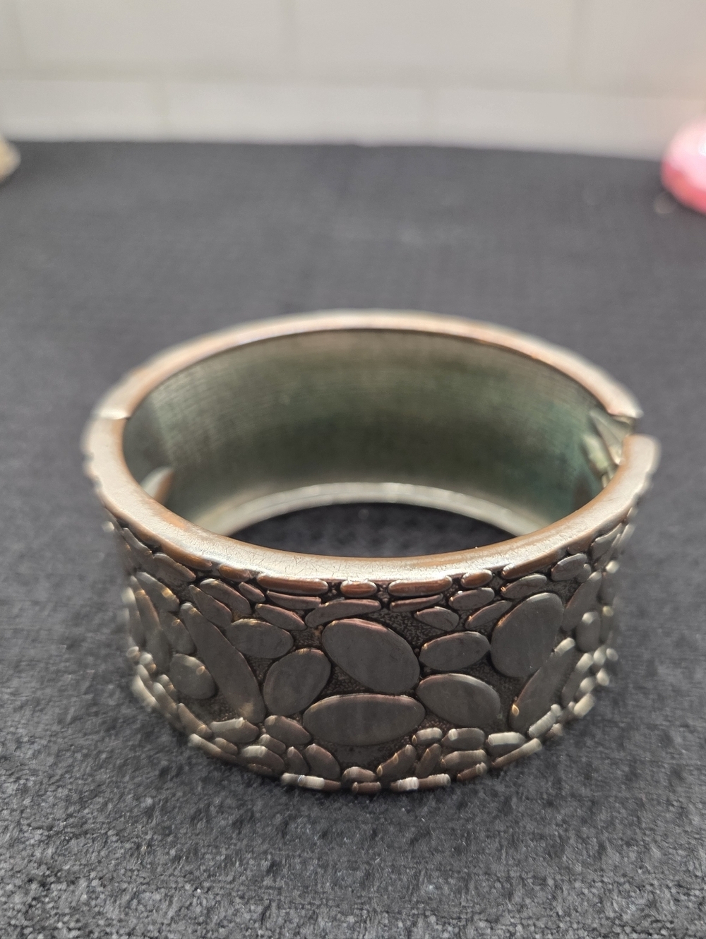 1257. Vintage Stone Mosaic Cuff Bracelet